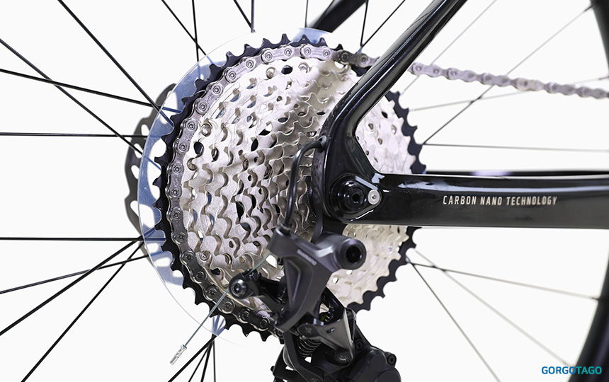 2024 첼로 크로노 70 MTB 27.5 카세트와 체인 디테일