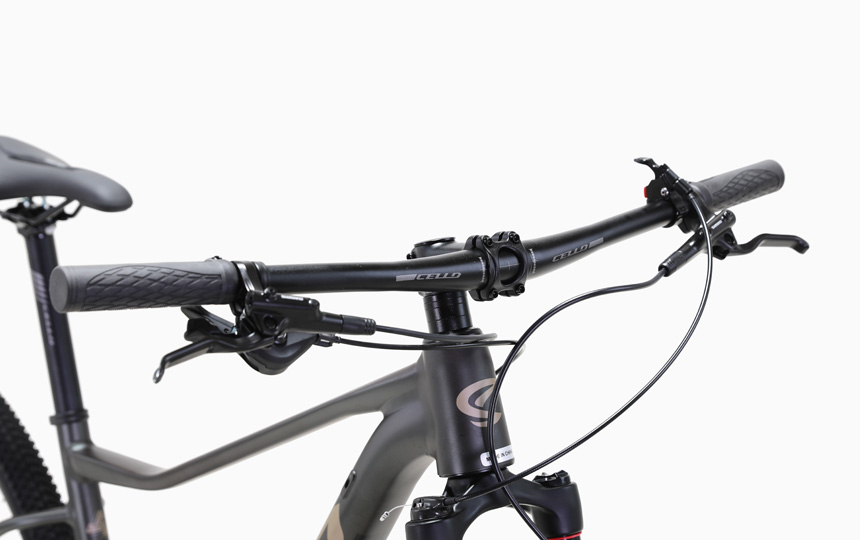 2026 CELLO XC 10 MTB 29 cockpit detail 1