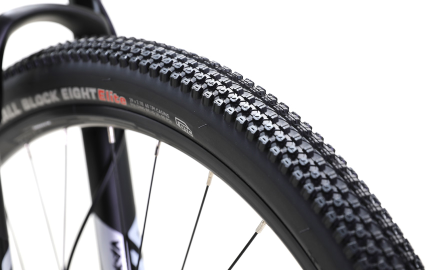 2026 CELLO XC 10 MTB 29 wheel detail 2