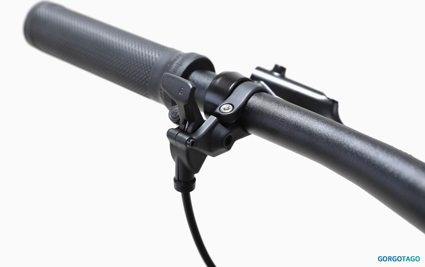 Cube Attention fork detail 3