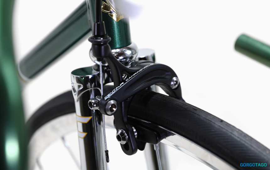 셀레리페로 데빌 캄파놀로 캘리퍼 브레이크 디테일