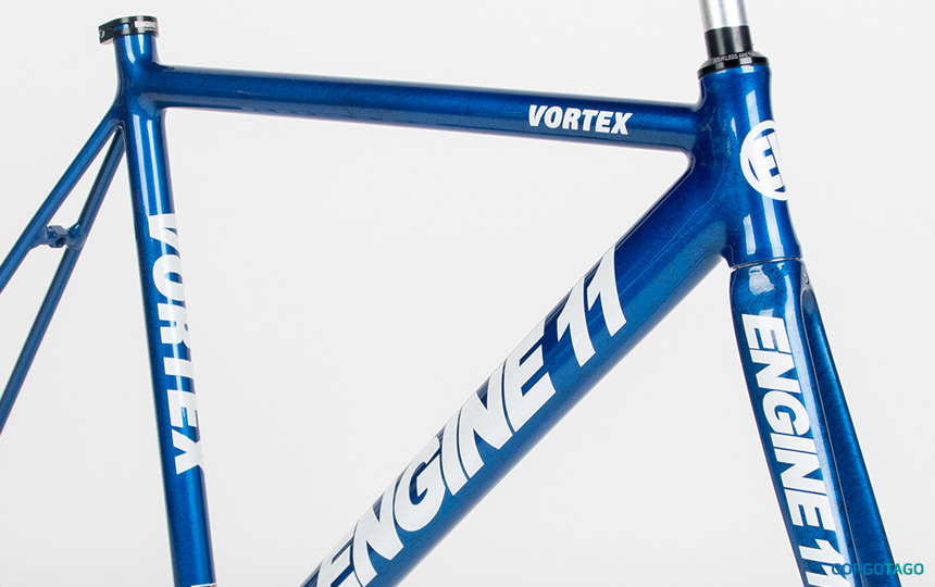 2026 엔진11 볼텍스 픽시 스틸 블루 프레임 컬러 디테일 2