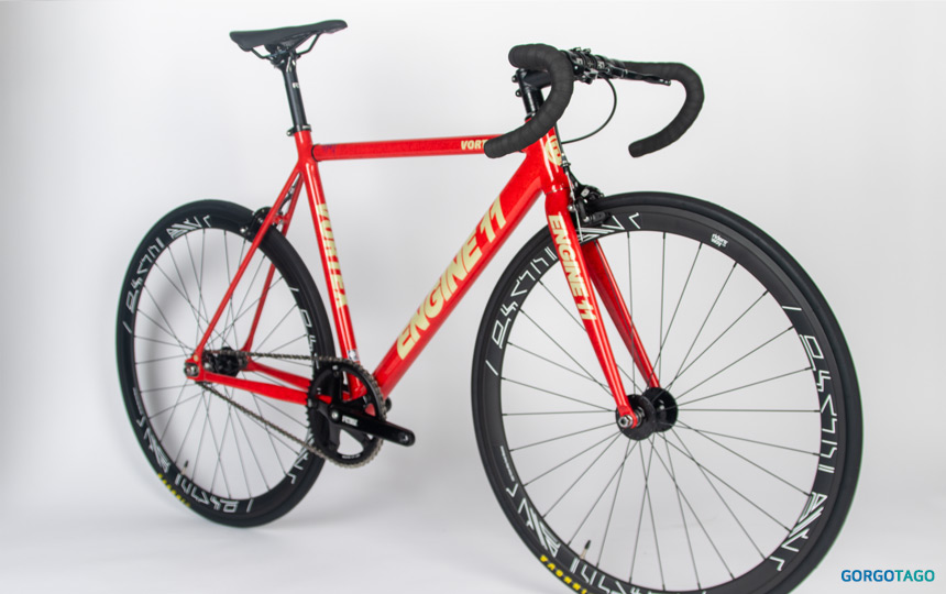 2026 엔진11 볼텍스 픽시 펄스 레드 프레임 컬러 디테일 8