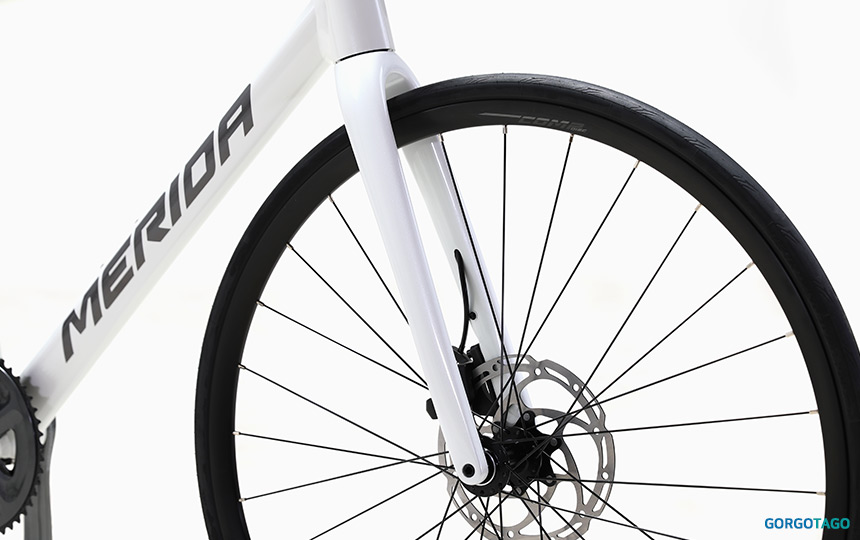 2026 메리다 스컬트라 100 CF3 카본 포크 디테일