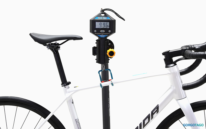 2026 메리다 스컬트라 100 실측 무게 측정 이미지