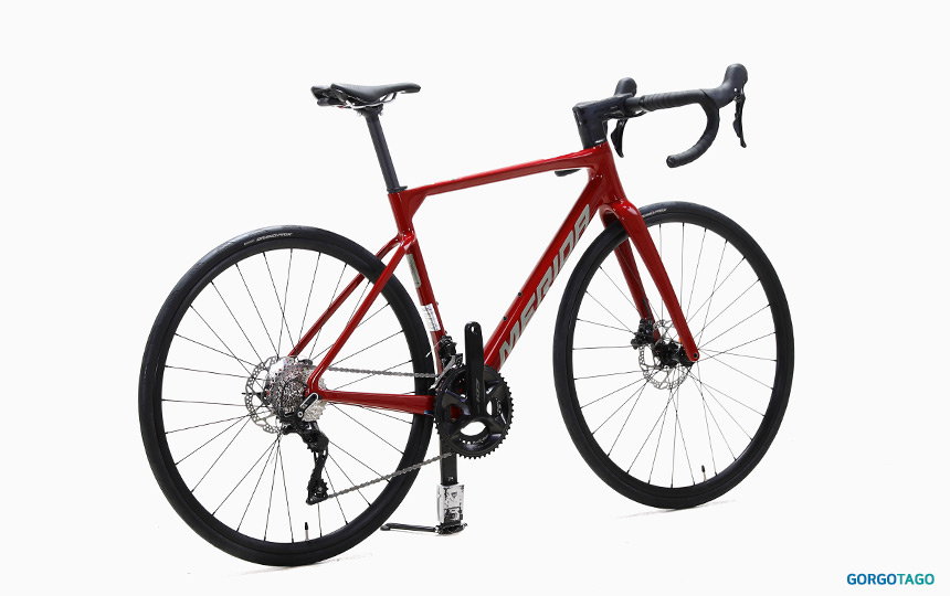 2026 메리다 스컬트라 4000 헤리티지 레드 컬러 실루엣 이미지