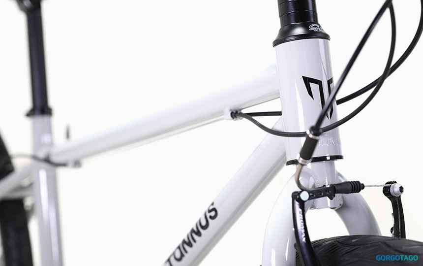 타누스 01 하이브리드 27.5 프레임 용접 마감 디테일