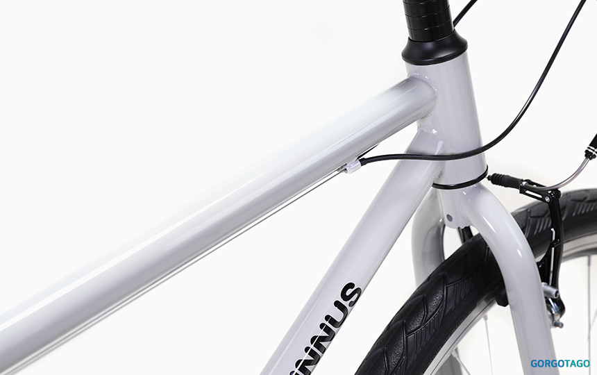 타누스 01 하이브리드 27.5 리지드 포크 구조 이미지