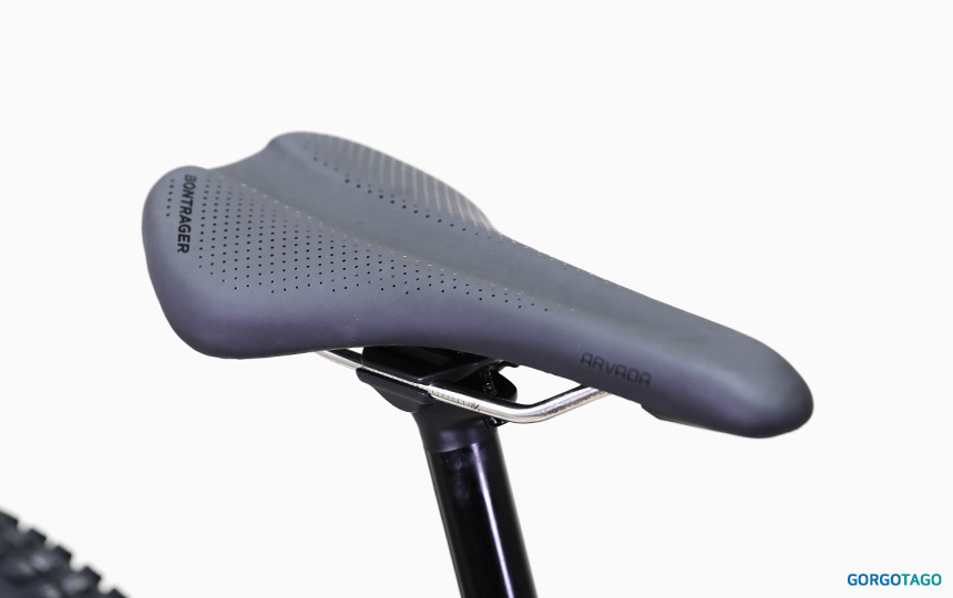 2025 TREK Fuel EX 9.8 GX AXS Gen 6 MTB seat detail 2