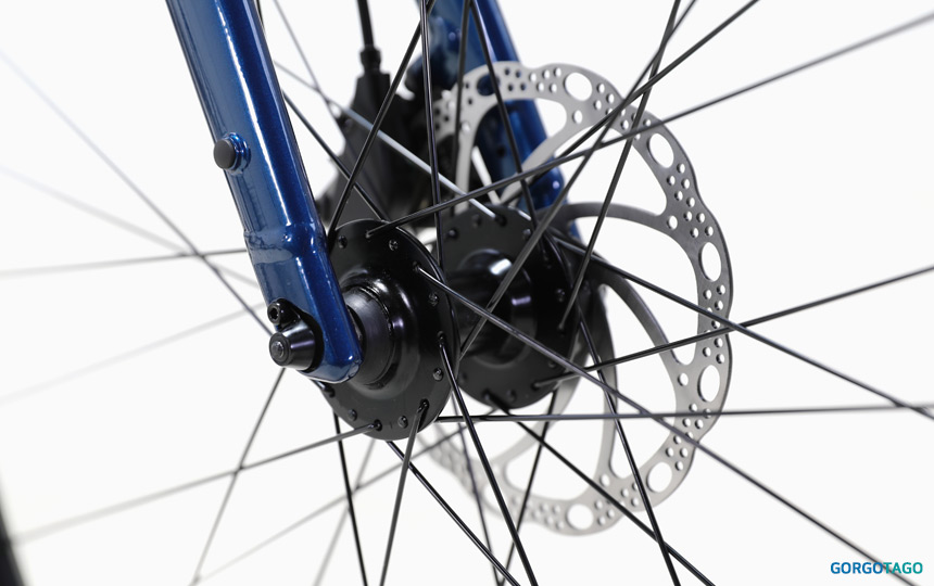 2025 TREK FX 2 Gen 4 wheel detail 3