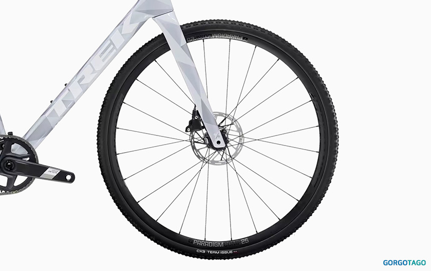 2026 트렉 분 5 싸이클로크로스 휠셋과 타이어 세팅