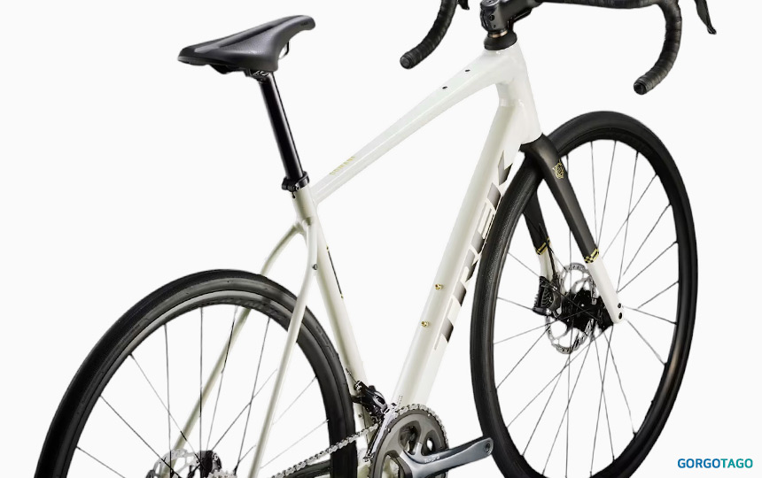 2026 트렉 도마니 AL 4 4세대 알파 알루미늄 프레임 디테일