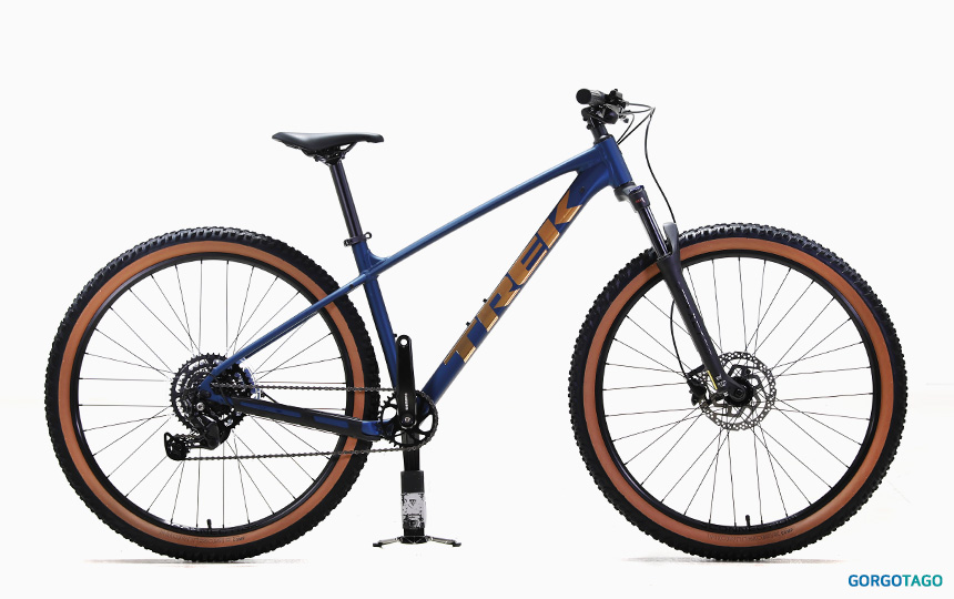 2026 TREK Marlin 5 Gen 3 Mulsanne Blue 1