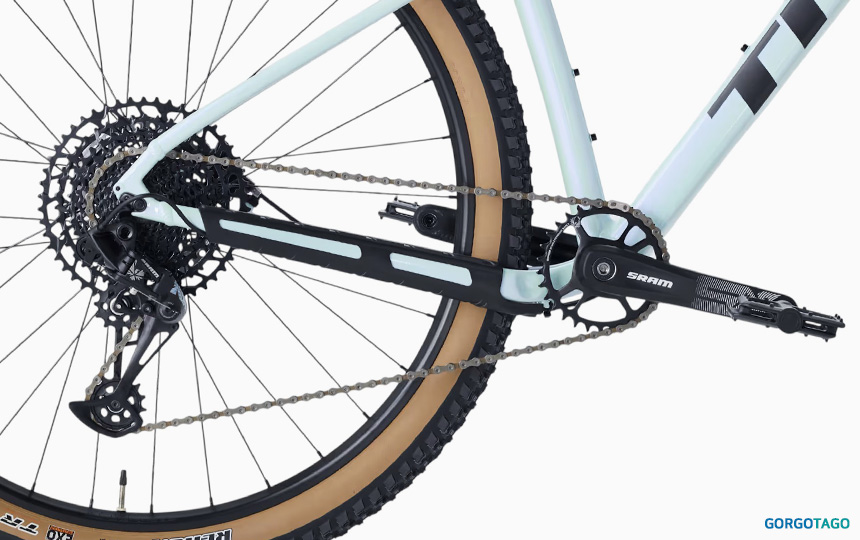 2026 TREK Marlin 7 Gen 3 drive detail 1