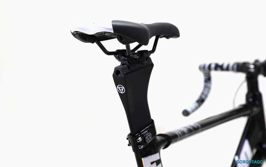 2026 언노운 LV3 프리미엄 픽시 T3 카본 에어로 싯포스트