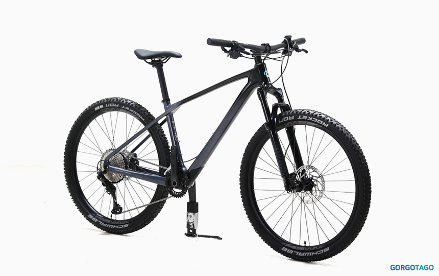 2024 첼로 크로노 50 MTB 27.5 블랙 다크 니켈 실버 컬러 사선 이미지