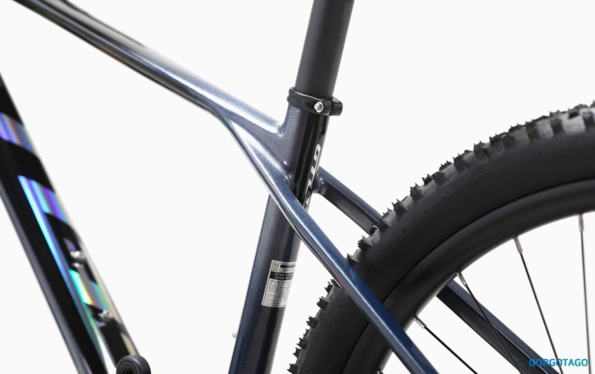 2024 첼로 크로노 50 MTB 27.5 경량 카본 프레임 마감 디테일