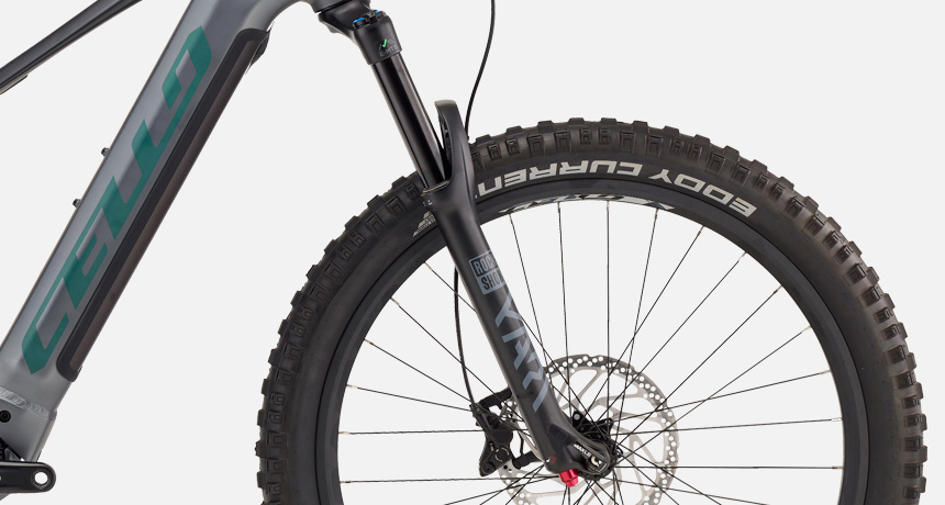 2024 첼로 27.5 불렛 FX 80 E-MTB 락샥 야리 RC 포크 디테일