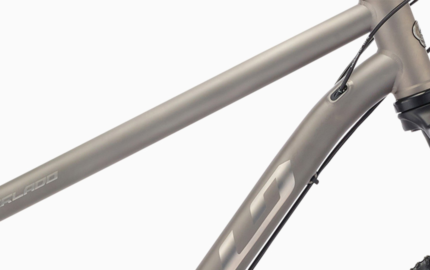 2024 첼로 실버라도 90 MTB 27.5 샌드 블라스트 티타늄 프레임 디테일