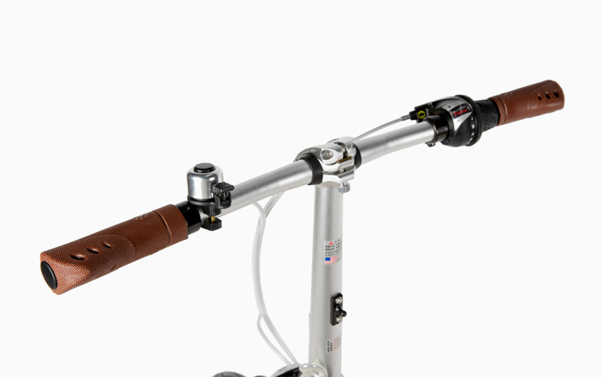 다혼 D-알파 편안한 플랫바 콕핏 디테일