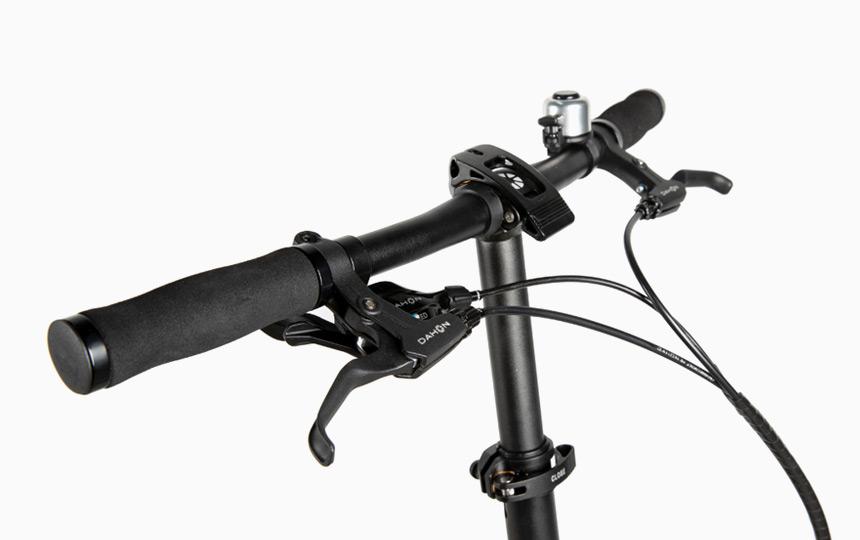 다혼 K9 플랫 핸들바 콕핏 디테일