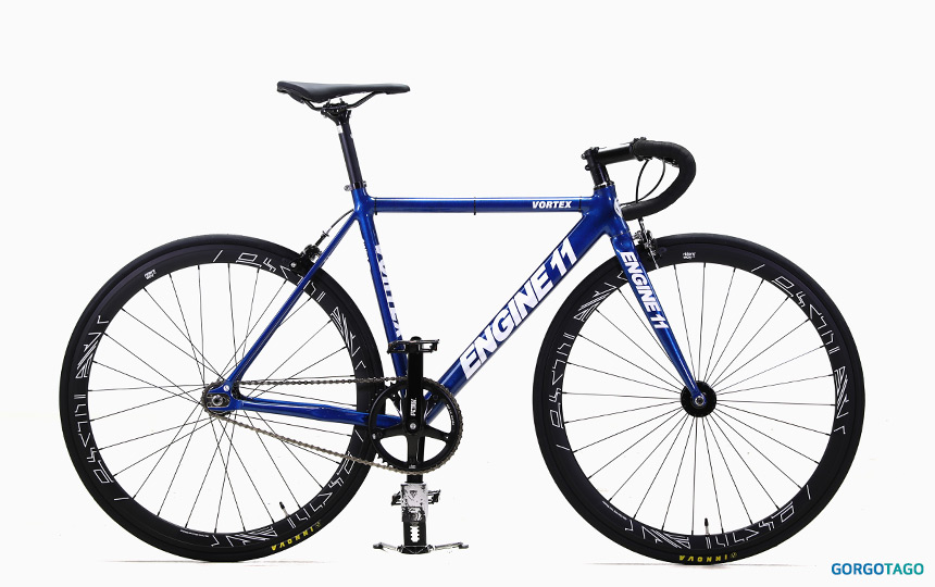 2026 엔진11 볼텍스 픽시 스틸 블루 컬러 측면 전체 이미지