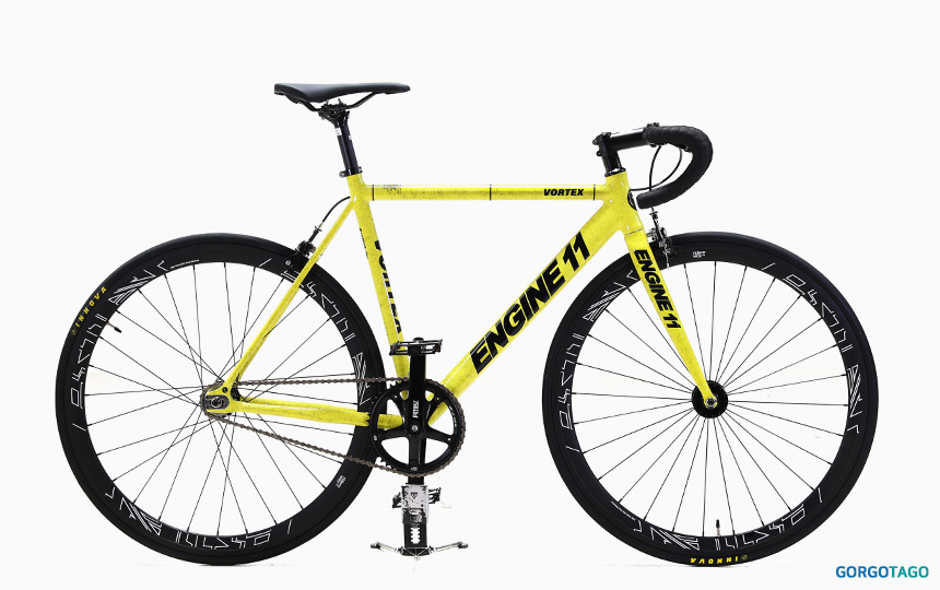 2026 엔진11 볼텍스 픽시 볼트 옐로우 컬러 측면 전체 이미지