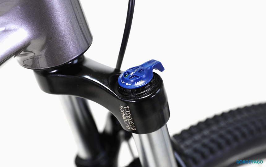 2026 예거 아스펜 3 MTB 29인치 포크 상단 락아웃 레버 디테일