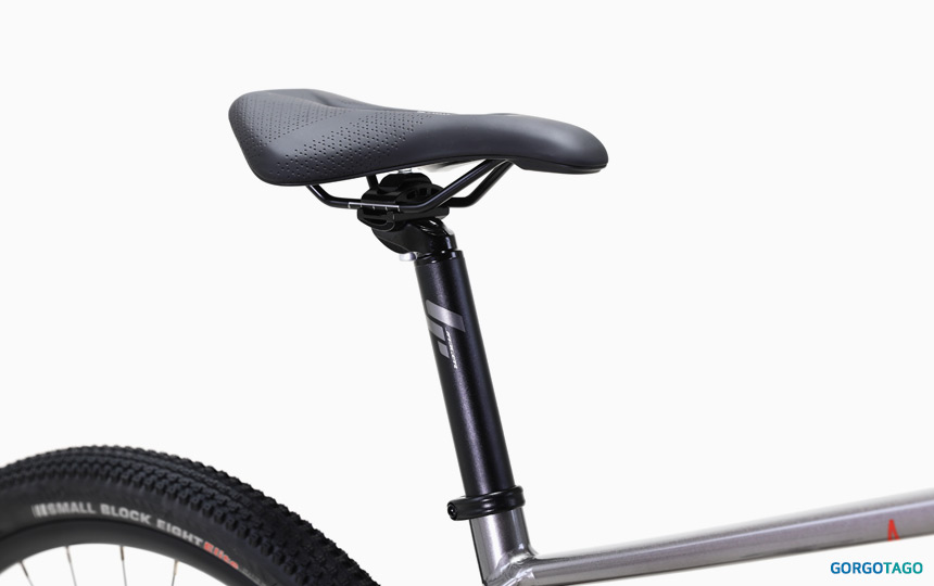 2026 예거 아스펜 3 MTB 29인치 셀레 로얄 안장 디테일