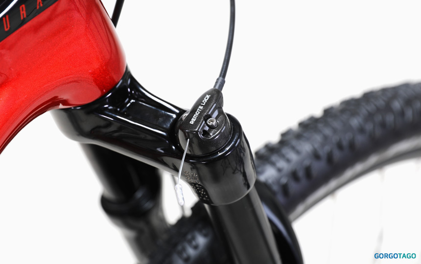 2026 예거 벤추라 8 MTB 29인치 리모트 락아웃 포크 디테일