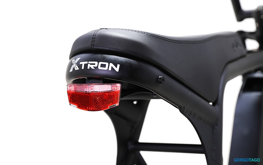 2026 퀄리 엑스트론 미니 전기자전거 후미등과 킥스탠드 디테일