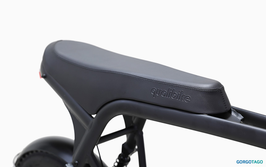 2026 퀄리 엑스트론 미니 전기자전거 롱시트 안장 디테일