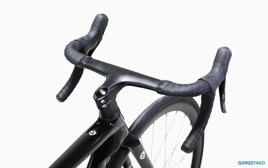 사바 샌프란시스코 SE 105 로드바이크 일체형 핸들바 디테일 1