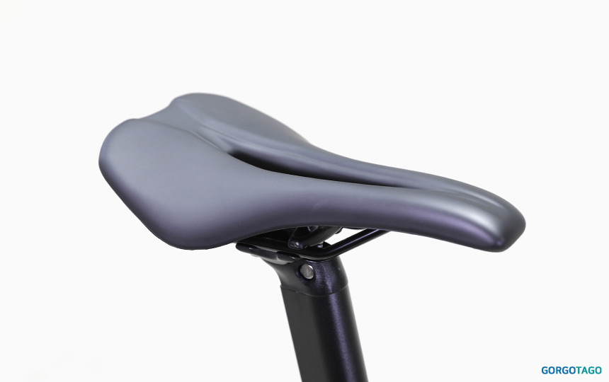 사바 샌프란시스코 SE 105 로드바이크 레이싱 안장 디테일 1