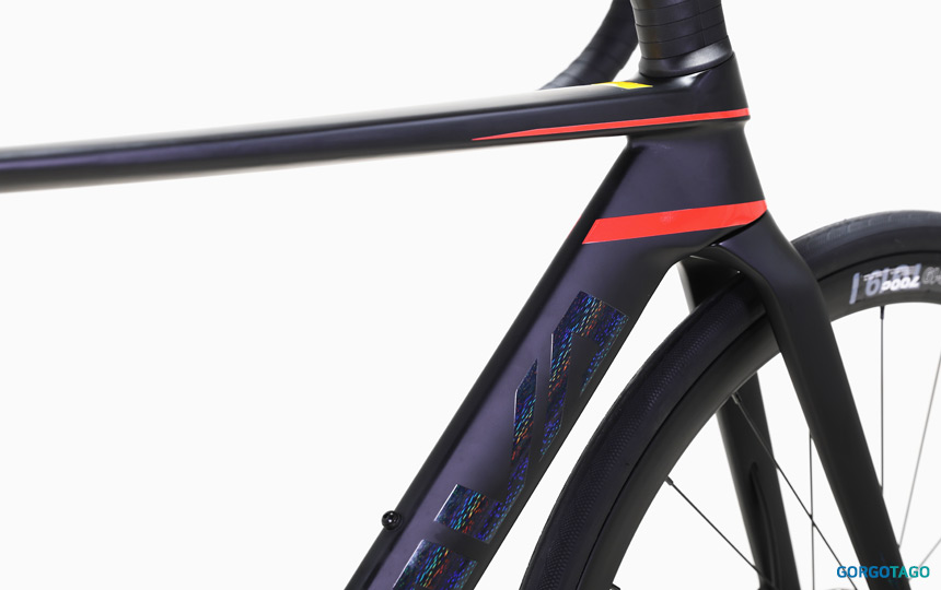 사바 샌프란시스코 EX-7 SE 105 세미 에어로 프레임 디테일 1