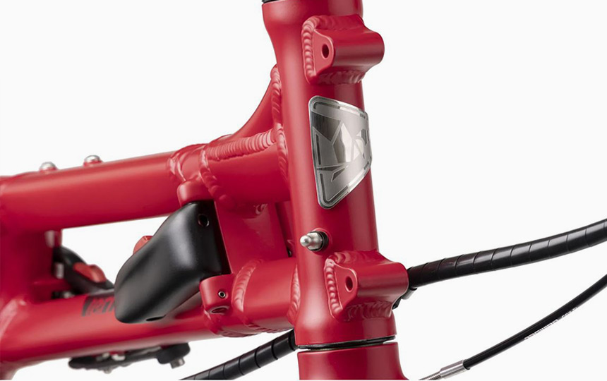 턴 BYB P10 알루미늄 프레임 구조 디테일