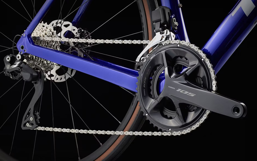 2024 트렉 도마니 SL 6 4세대 시마노 105 Di2 전동 구동계와 유압디스크 브레이크